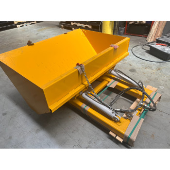 SLIP ON BUCKET